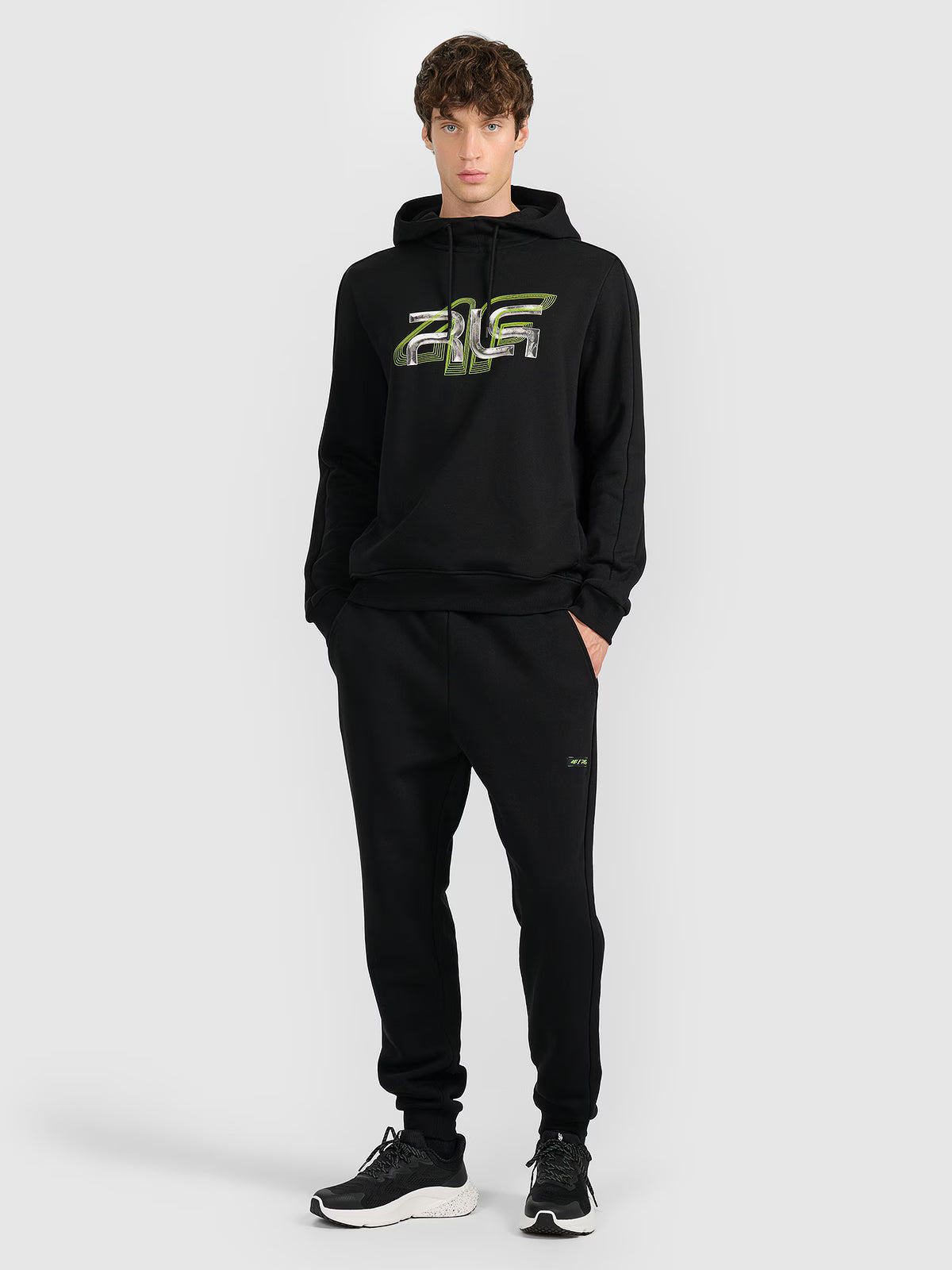 Bluza dresowa nierozpinana z kapturem męska 4F x Robert Lewandowski