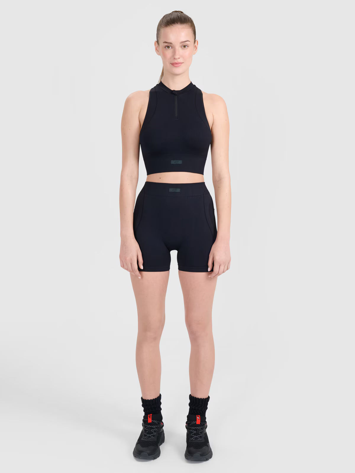 Crop-top treningowy slim bezszwowy damski