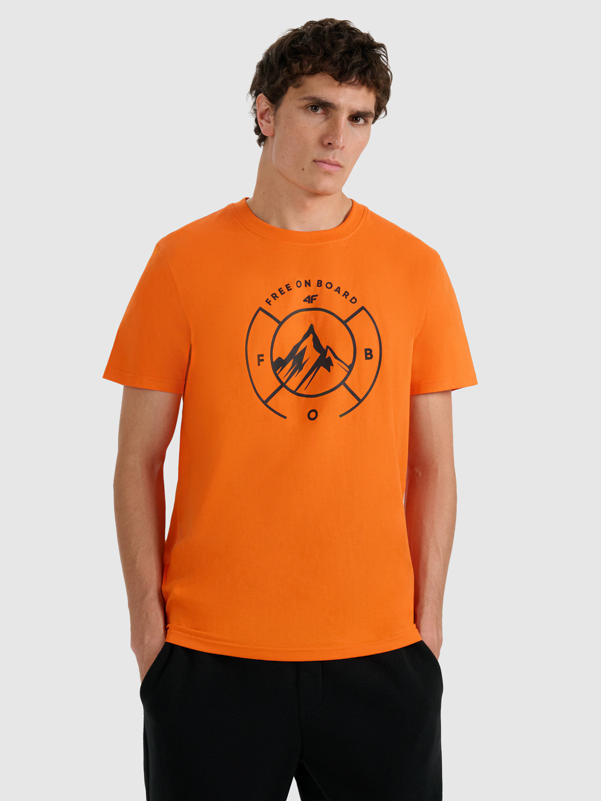 T-shirt regular z nadrukiem męski