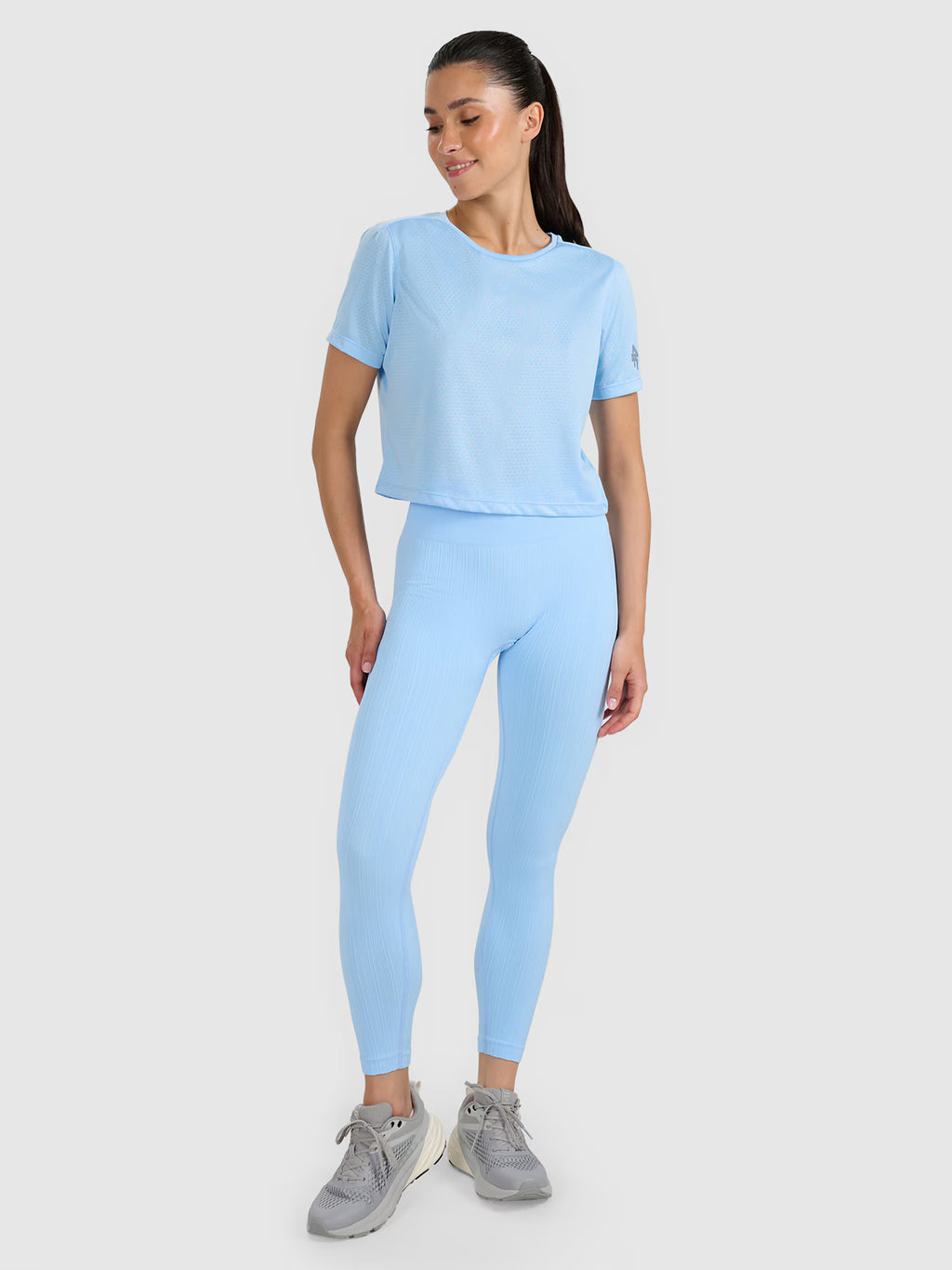 Koszulka treningowa crop-top szybkoschnąca damska