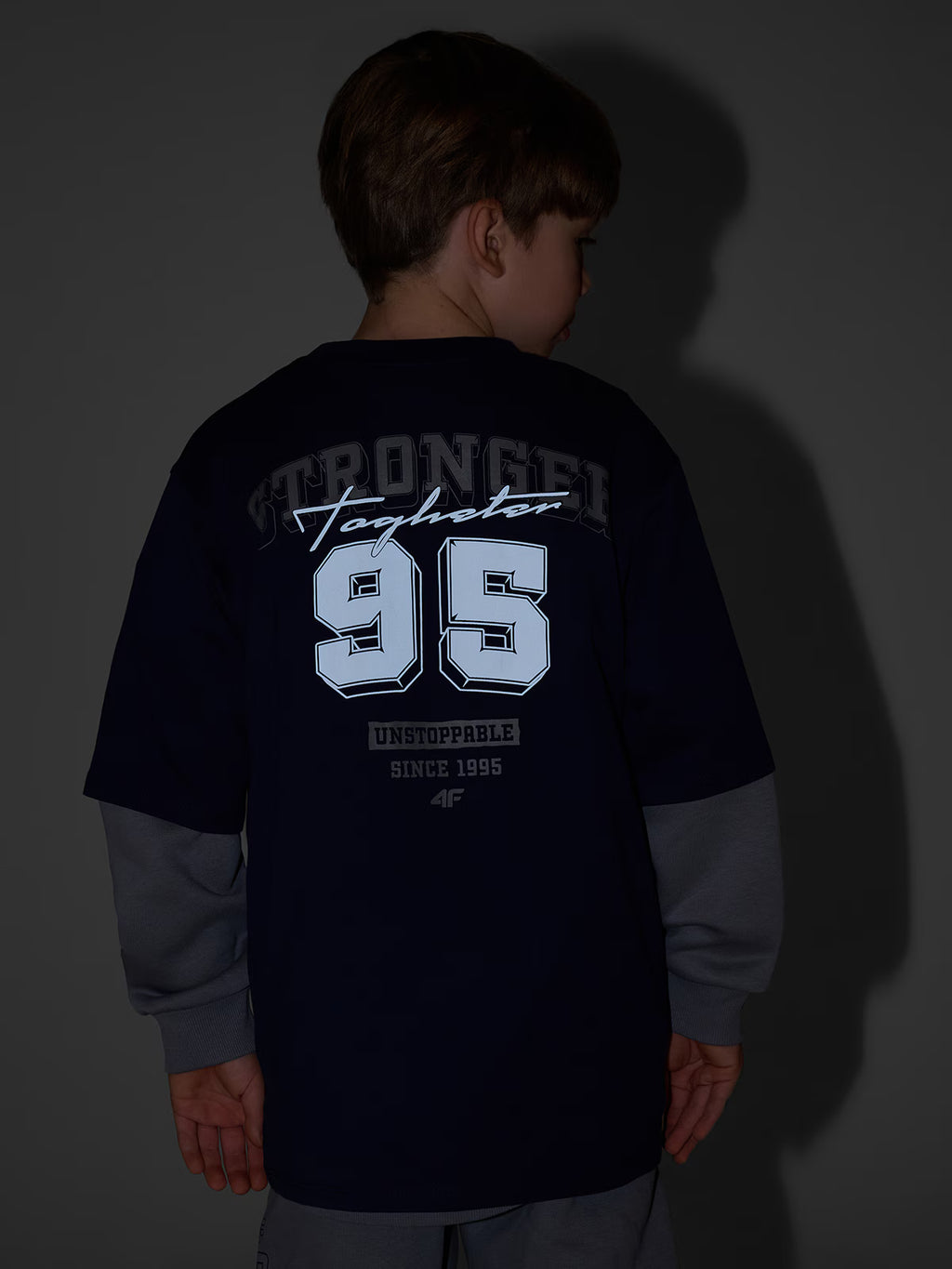 T-shirt loose z nadrukiem chłopięcy