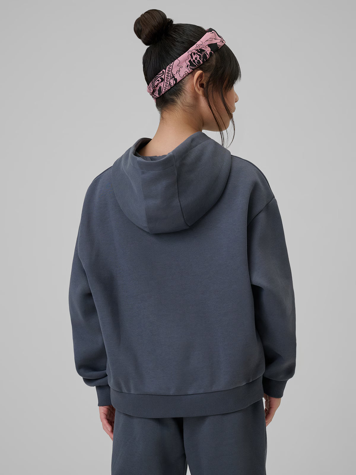 Bluza dresowa loose z kapturem dziewczęca