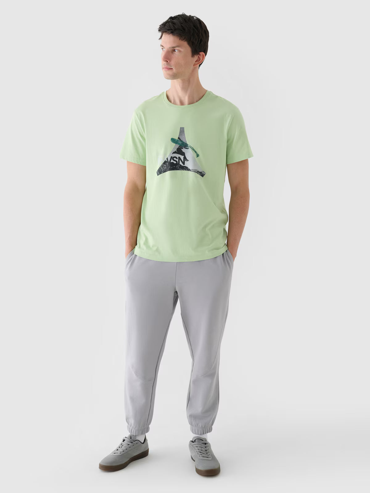 T-shirt regular z nadrukiem męski