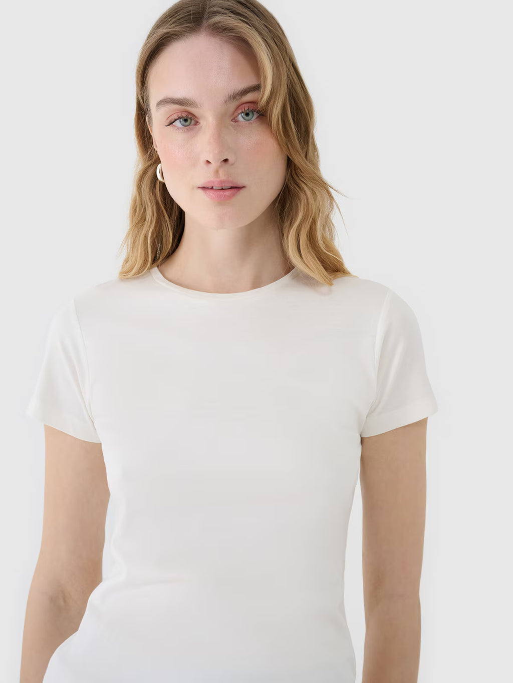 T-shirt slim z modalem damski