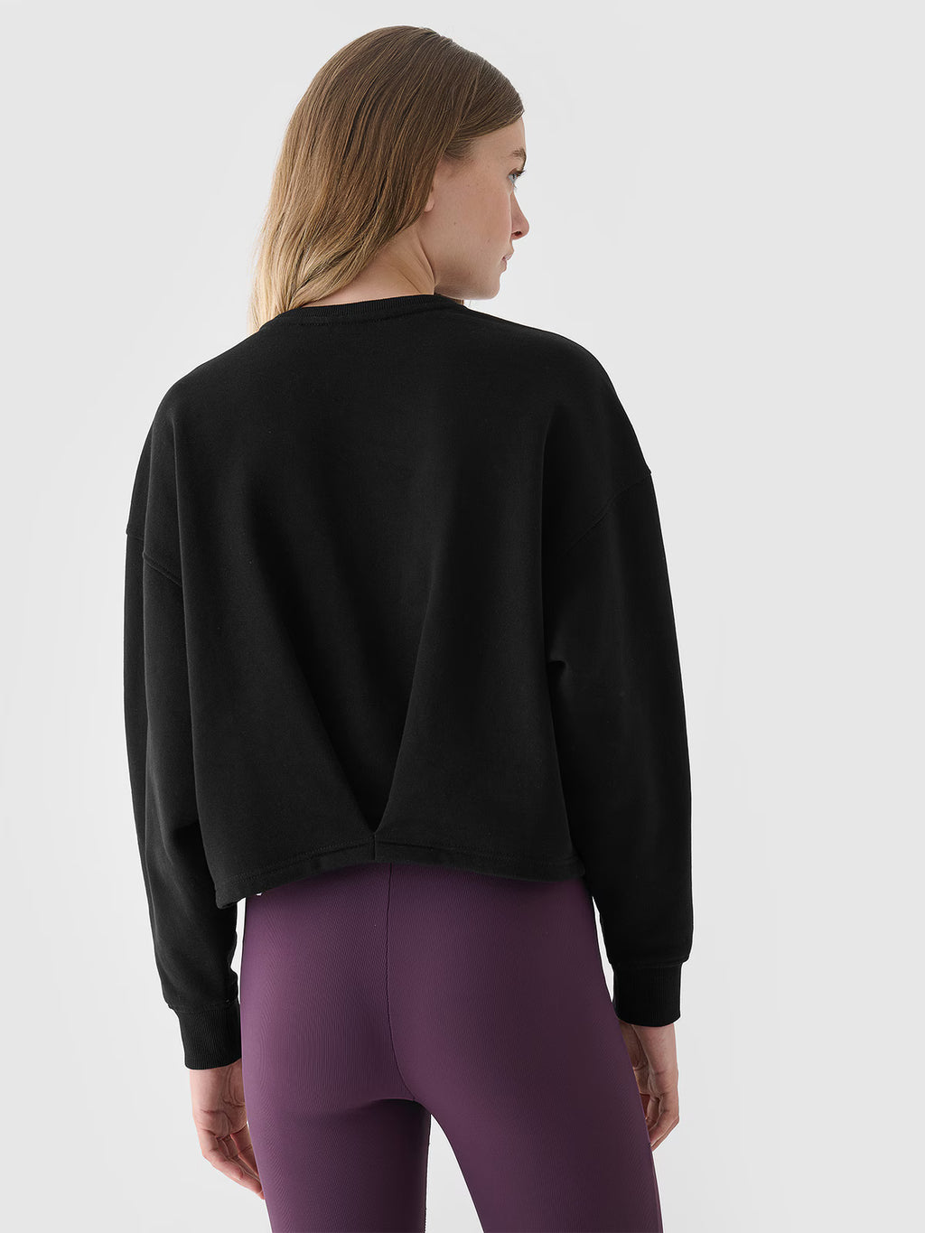 Bluza dresowa nierozpinana bez kaptura damska