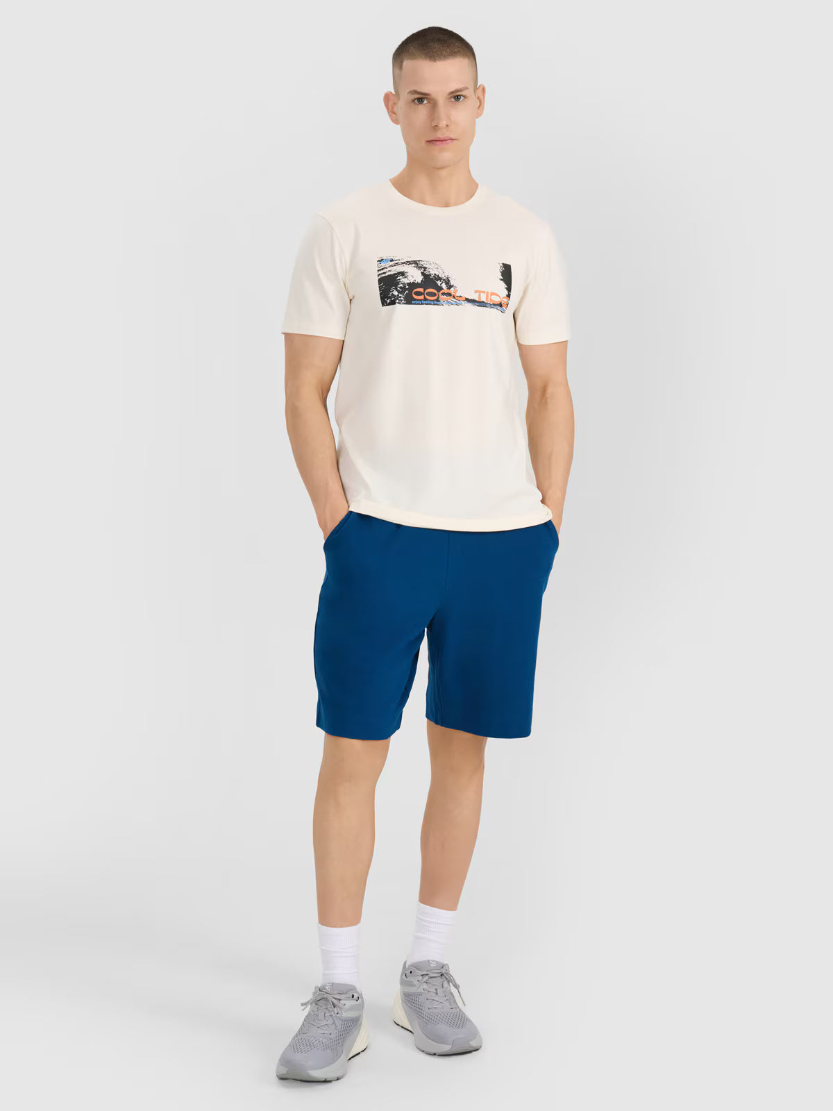 T-shirt regular z nadrukiem męski