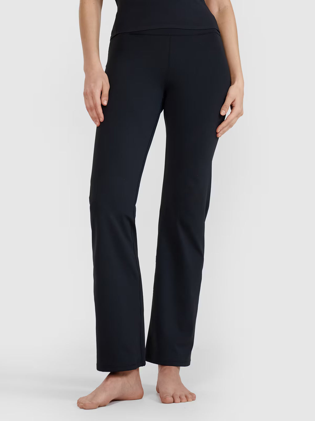 Legginsy do jogi i pilatesu z rozszerzanymi nogawkami damskie
