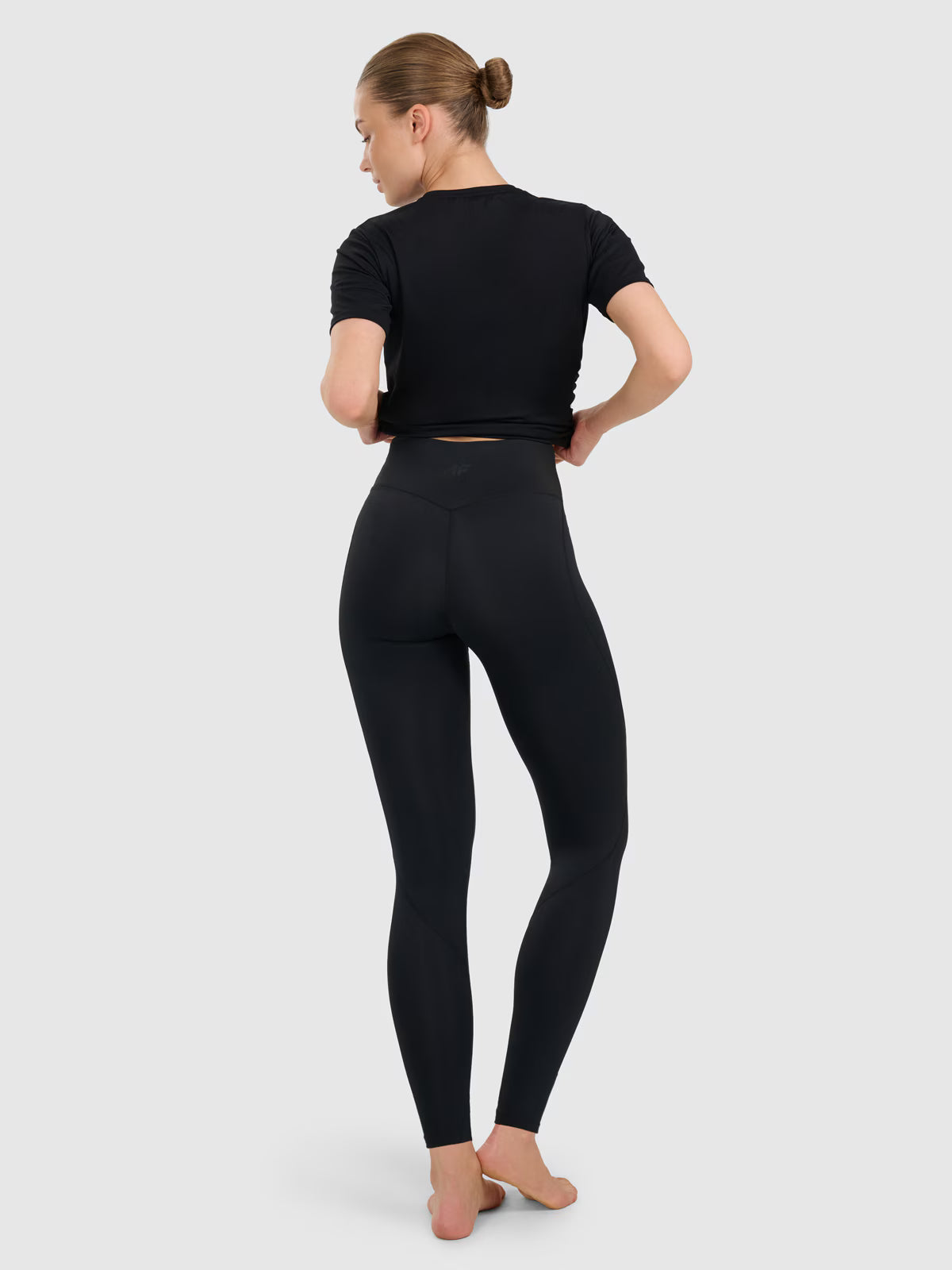 Legginsy do jogi i pilatesu szybkoschnące damskie