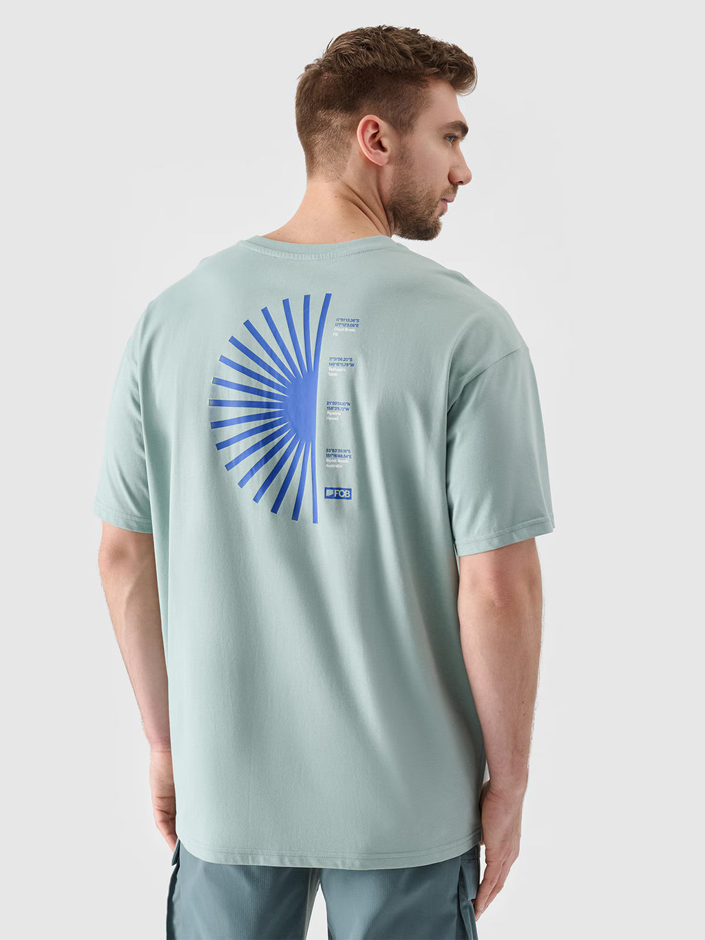 T-shirt oversize z nadrukiem męski