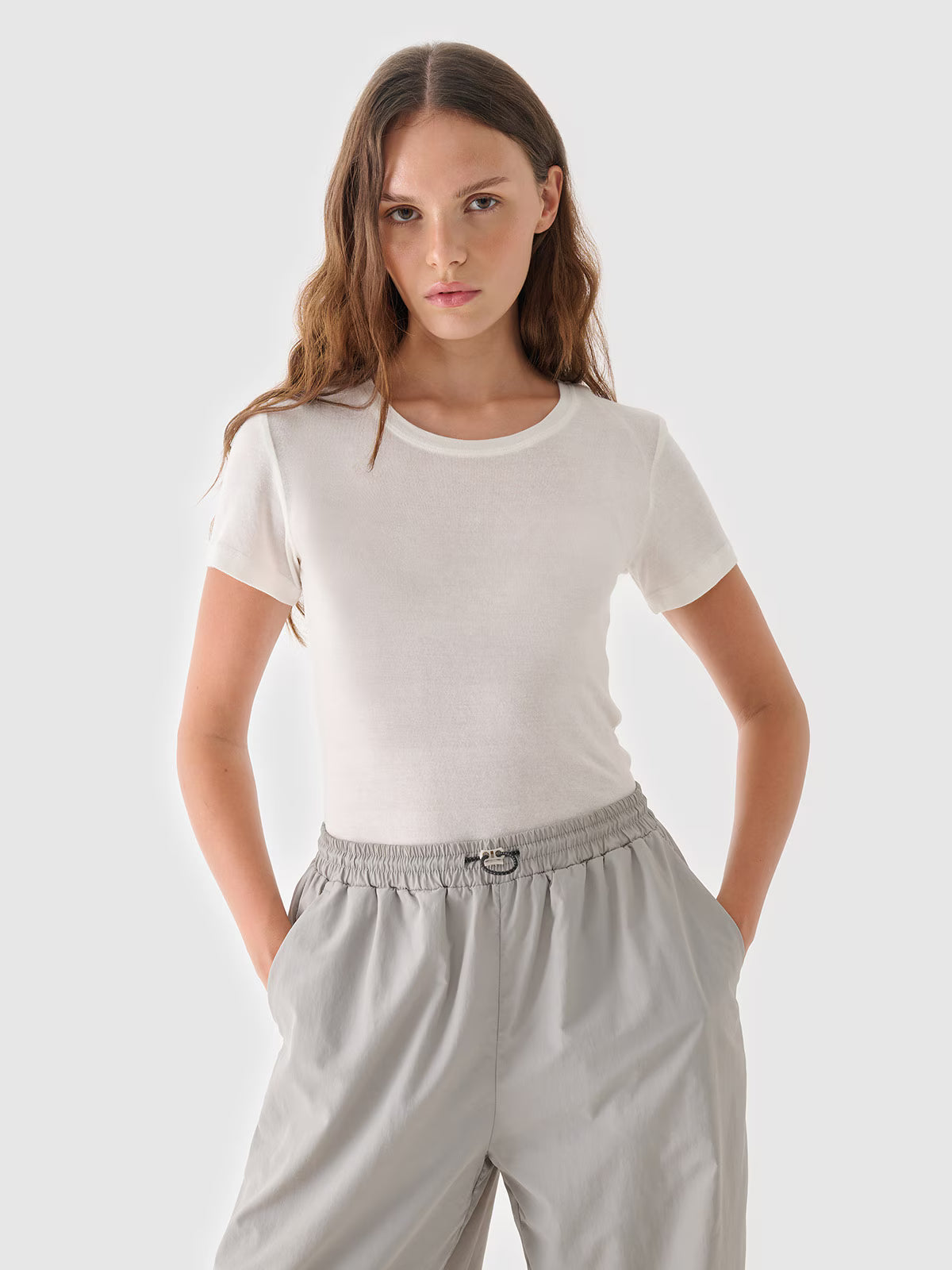 T-shirt z modalu i kaszmiru damski Outhorn