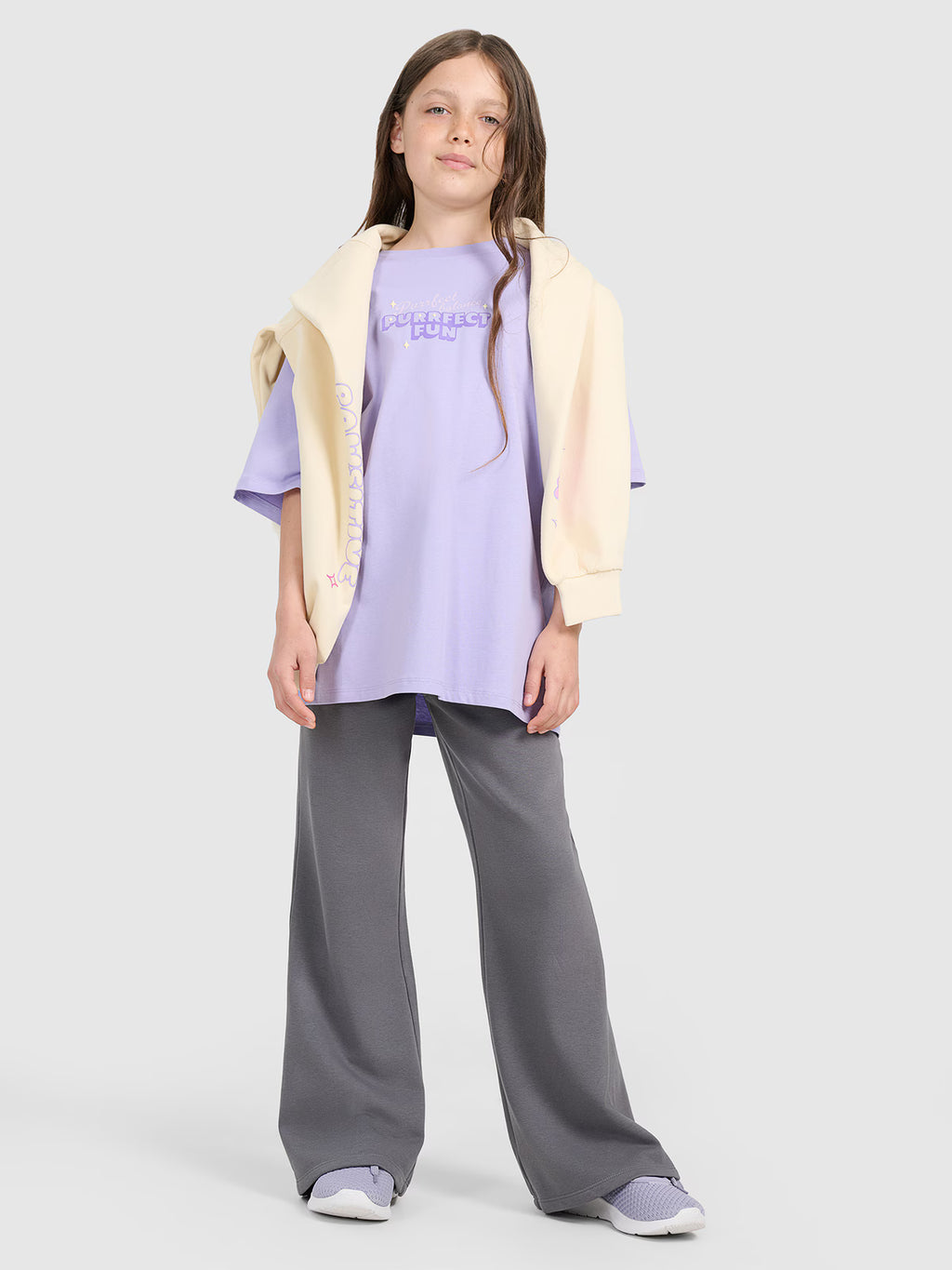 T-shirt oversize z nadrukiem dziewczęcy