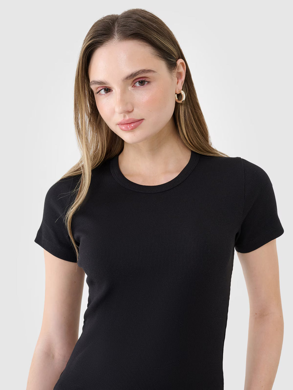 T-shirt slim z prążkowanej dzianiny damski