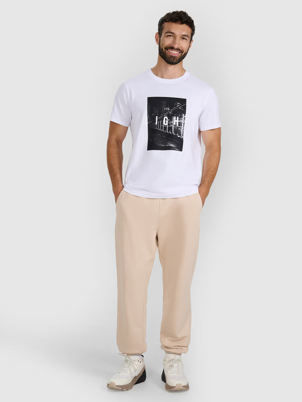 T-shirt regular z nadrukiem męski