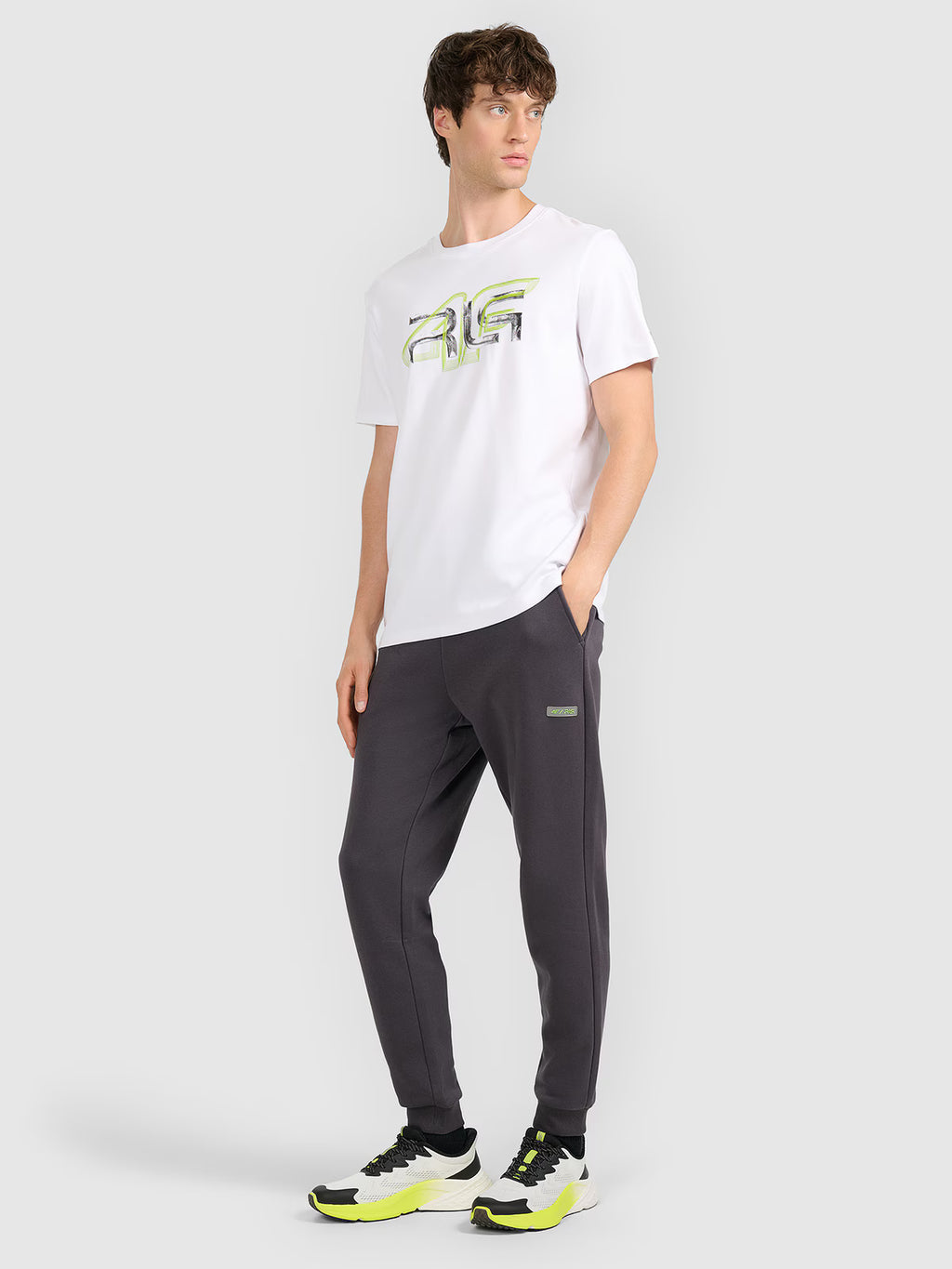 T-shirt regular z nadrukiem męski 4F x Robert Lewandowski