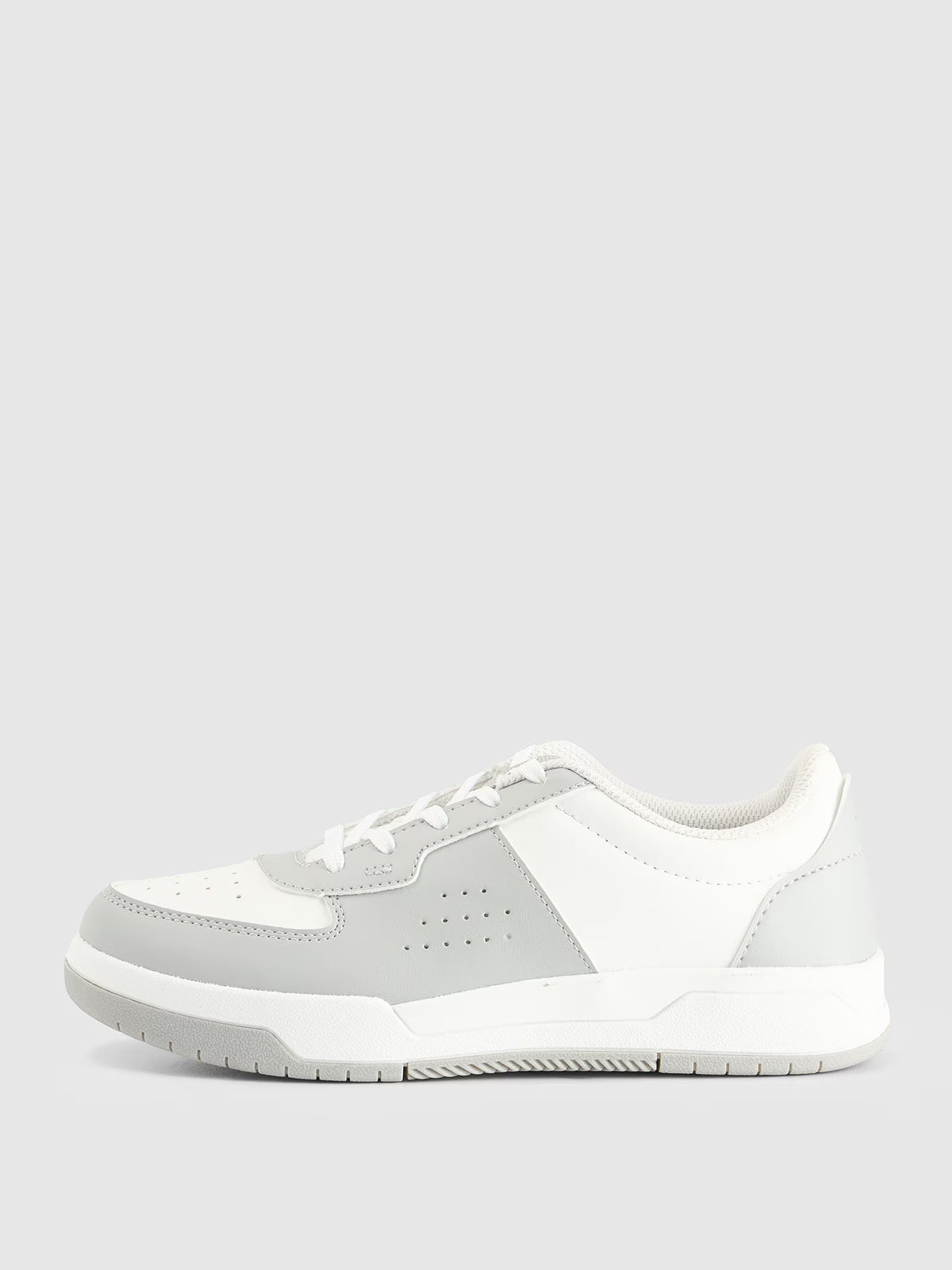 Buty sportowe chłopięce
