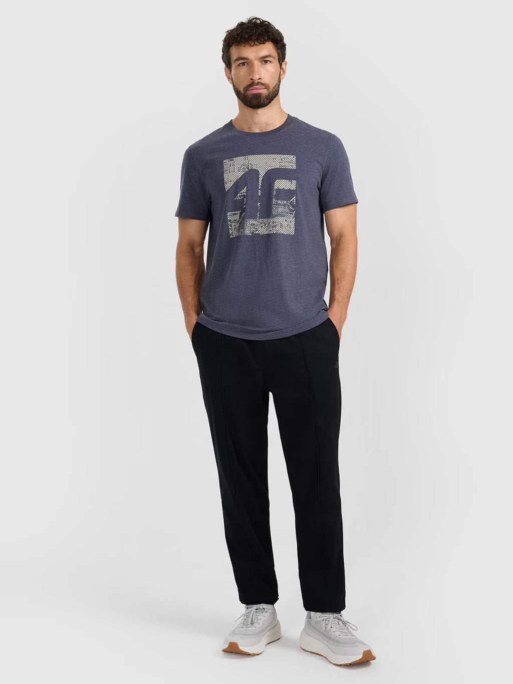 T-shirt regular z nadrukiem męski