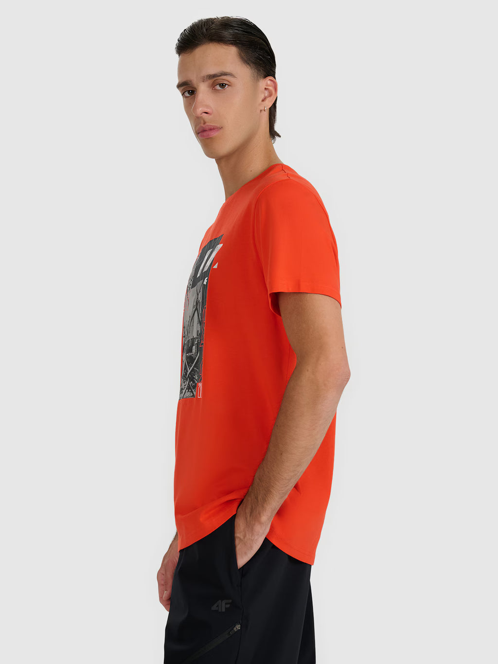 T-shirt regular z nadrukiem męski