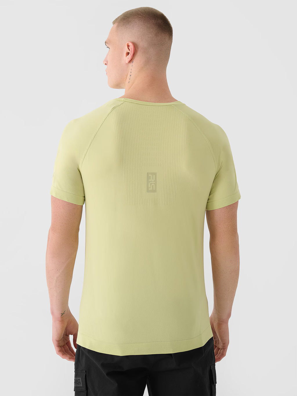 T-shirt bezszwowy regular męski 4F x Robert Lewandowski