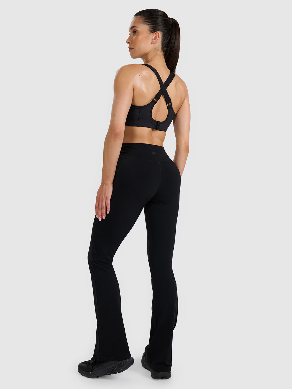 Legginsy z rozszerzanymi nogawkami damskie