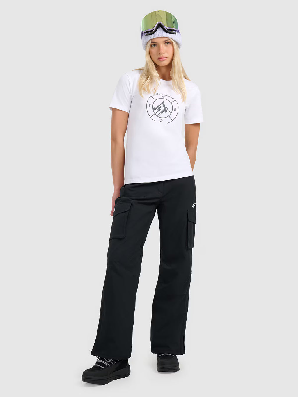 T-shirt regular z nadrukiem damski