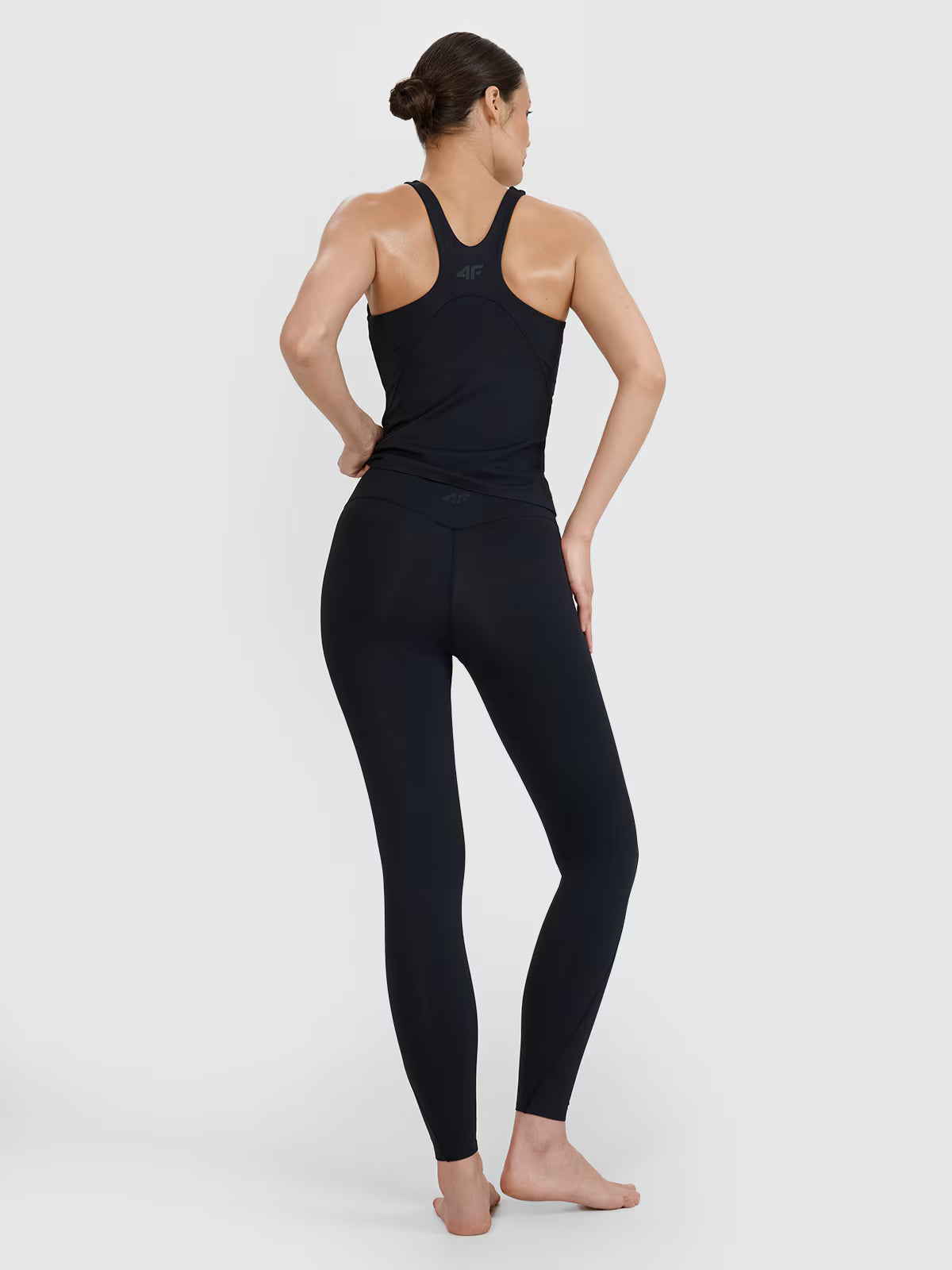 Legginsy do jogi i pilatesu szybkoschnące damskie