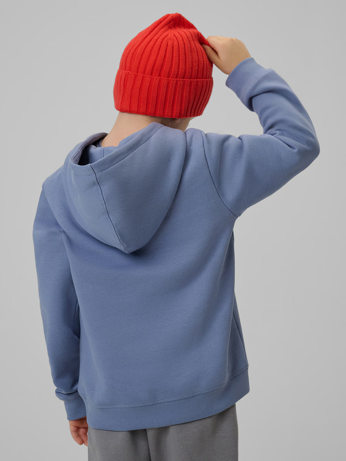Bluza dresowa regular z kapturem chłopięca