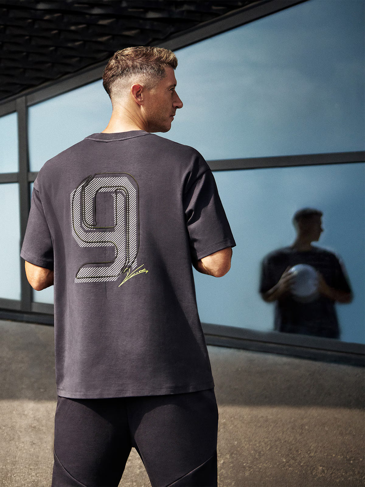 T-shirt oversize z nadrukiem męski 4F x Robert Lewandowski