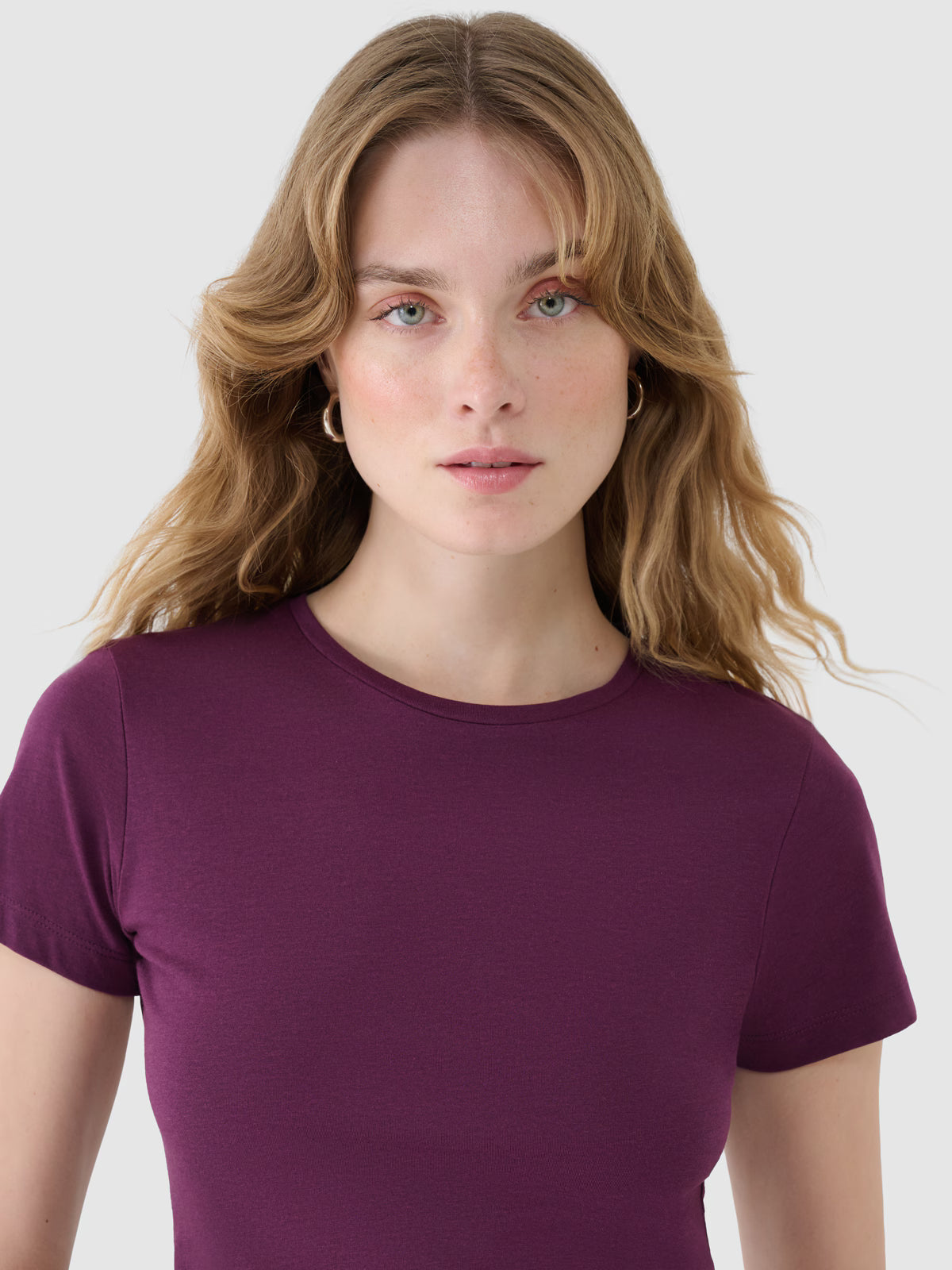 T-shirt slim z modalem damski