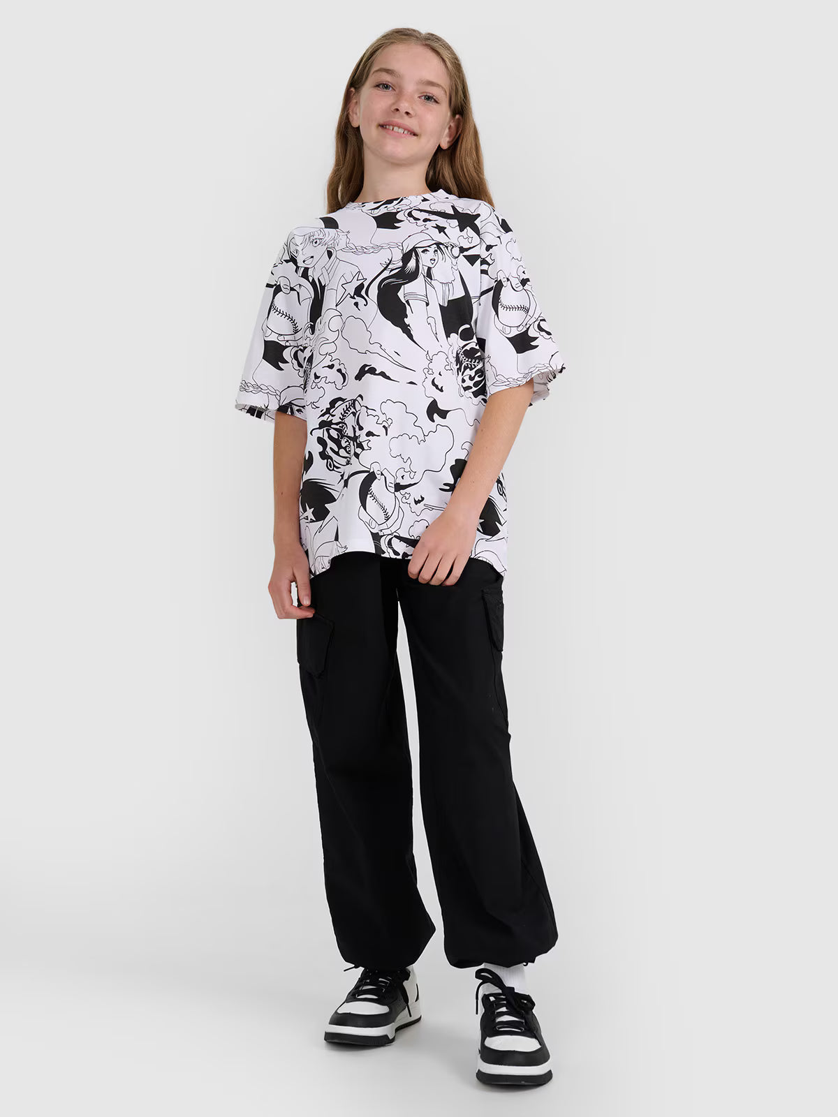 T-shirt oversize z nadrukiem dziewczęcy