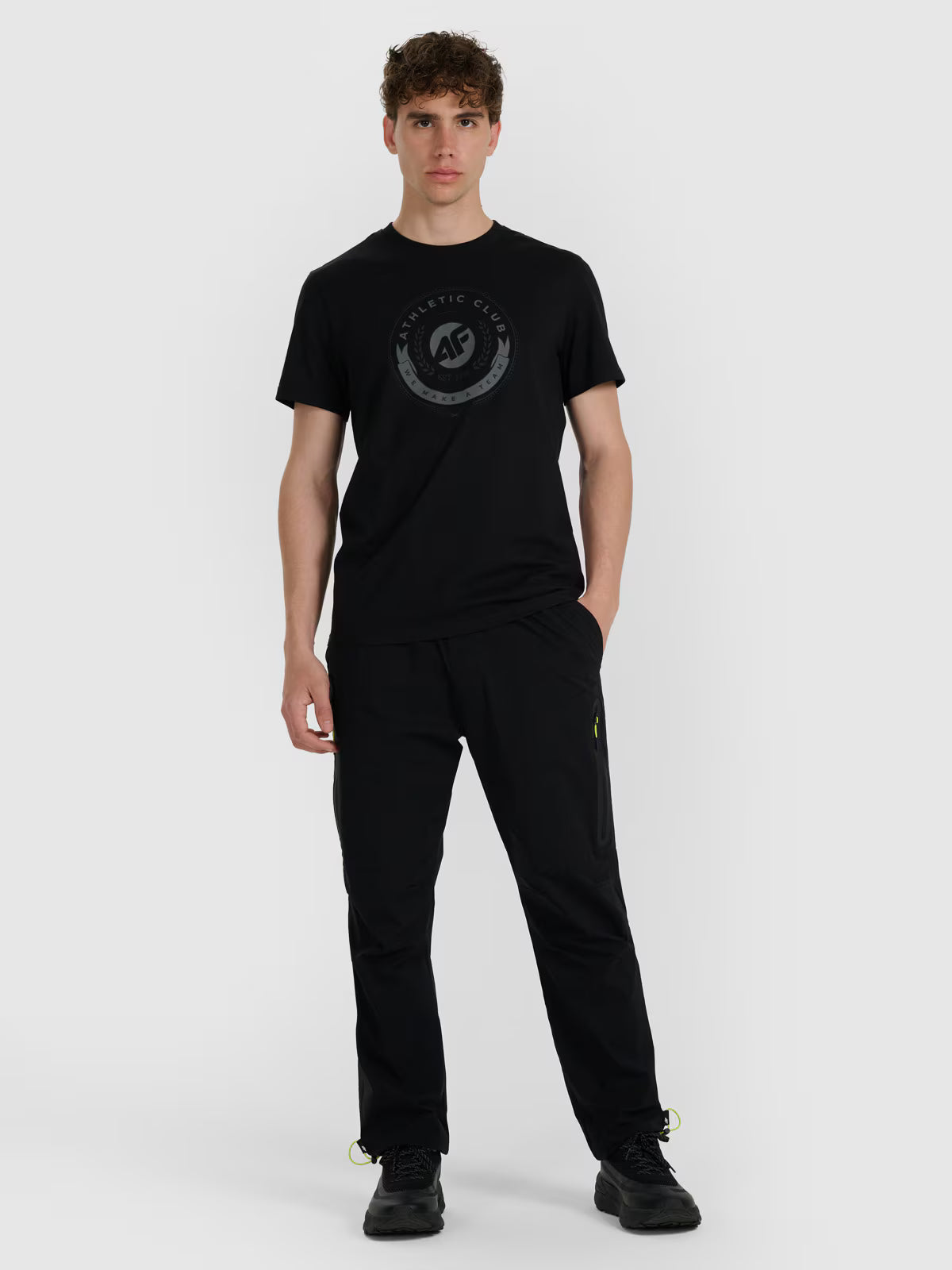 T-shirt regular z nadrukiem męski