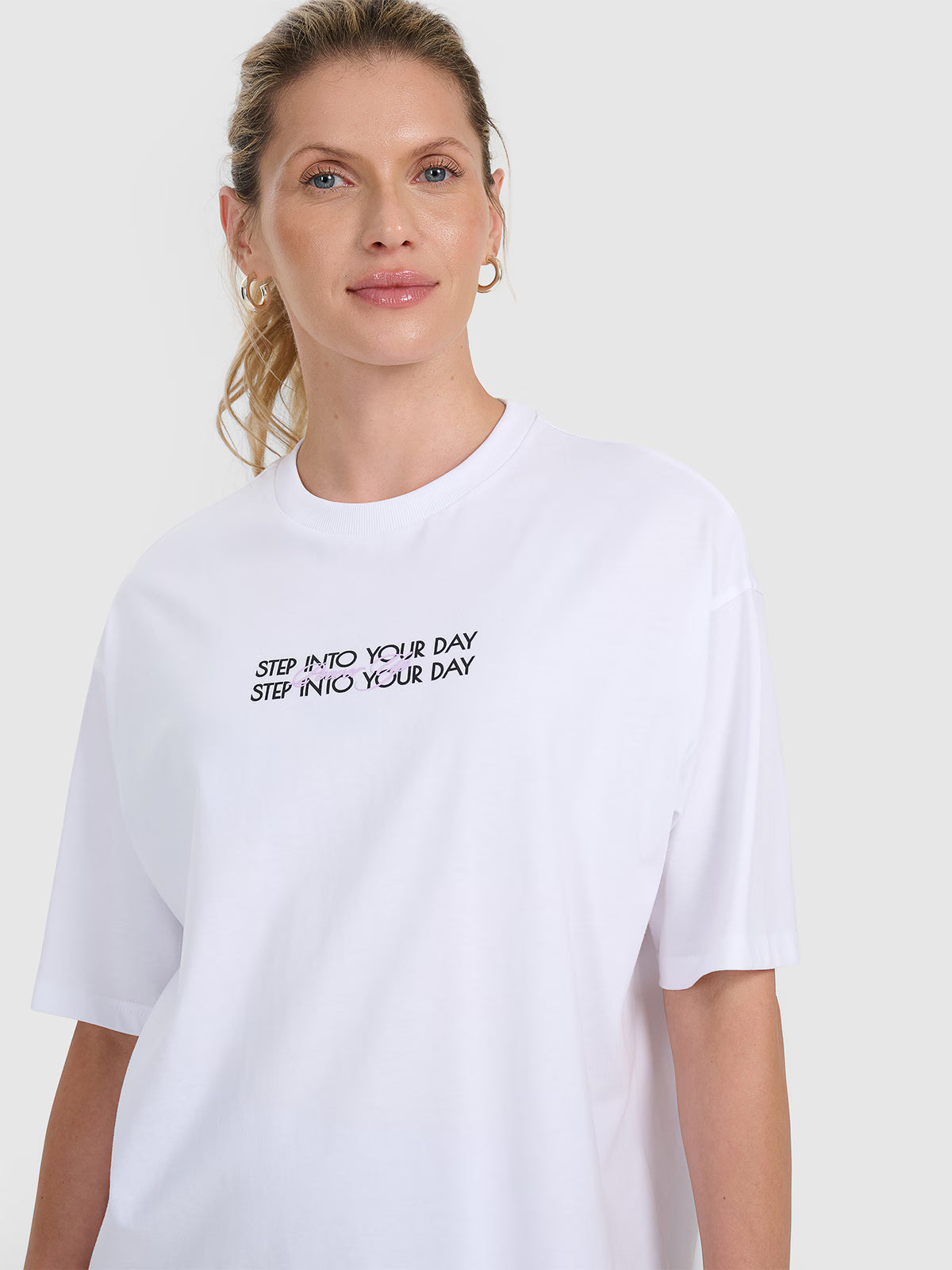 T-shirt oversize z nadrukiem damski
