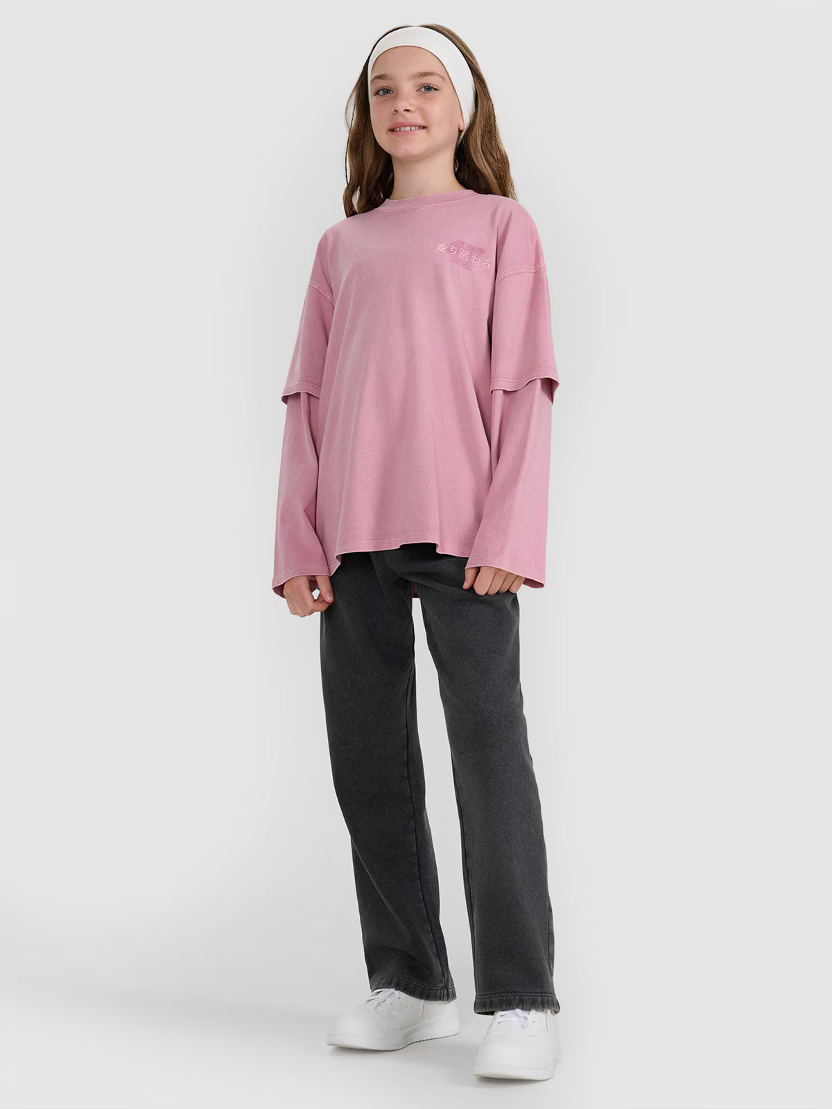 Longsleeve oversize z nadrukiem dziewczęcy