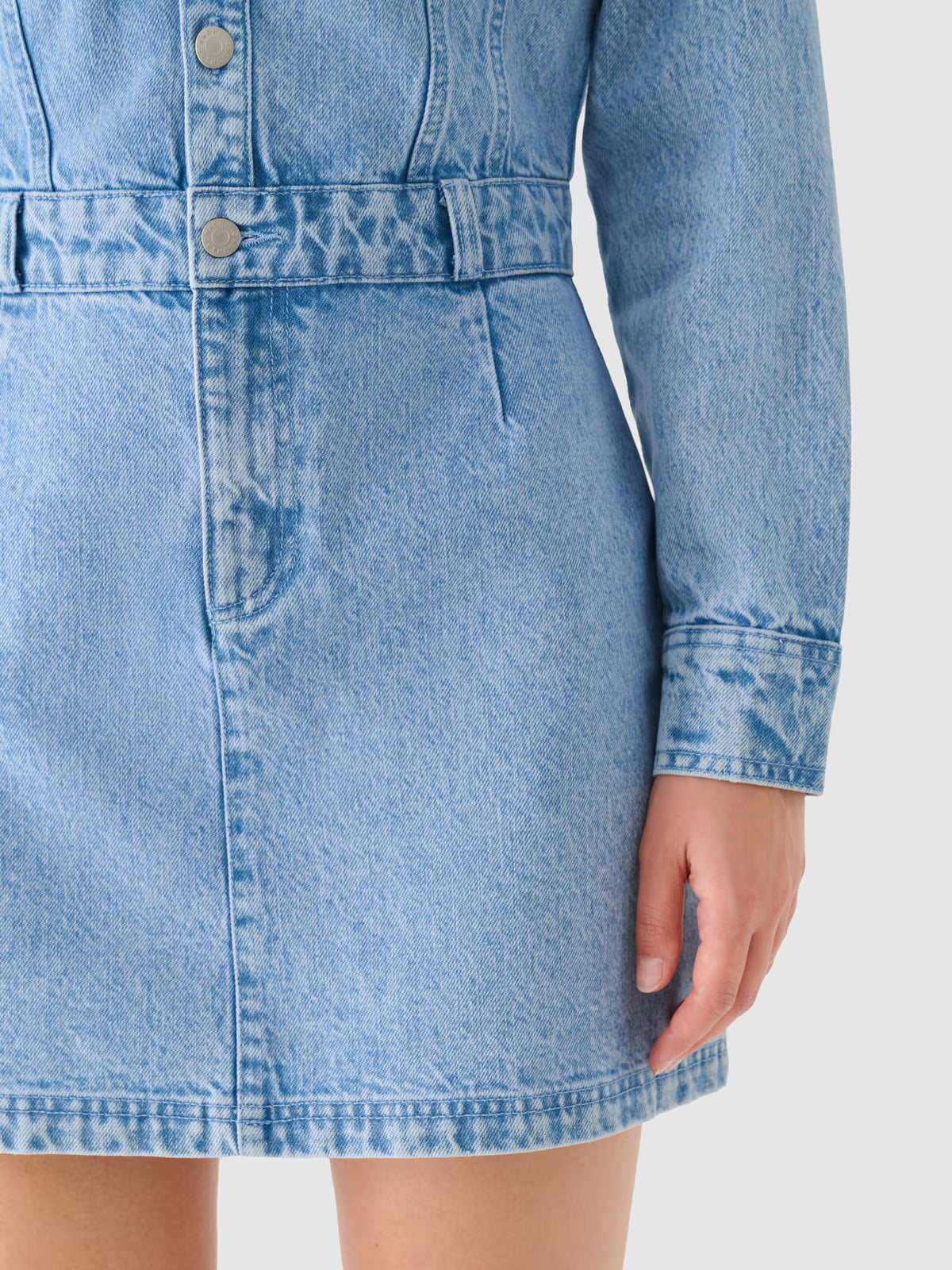 Sukienka jeansowa mini Outhorn