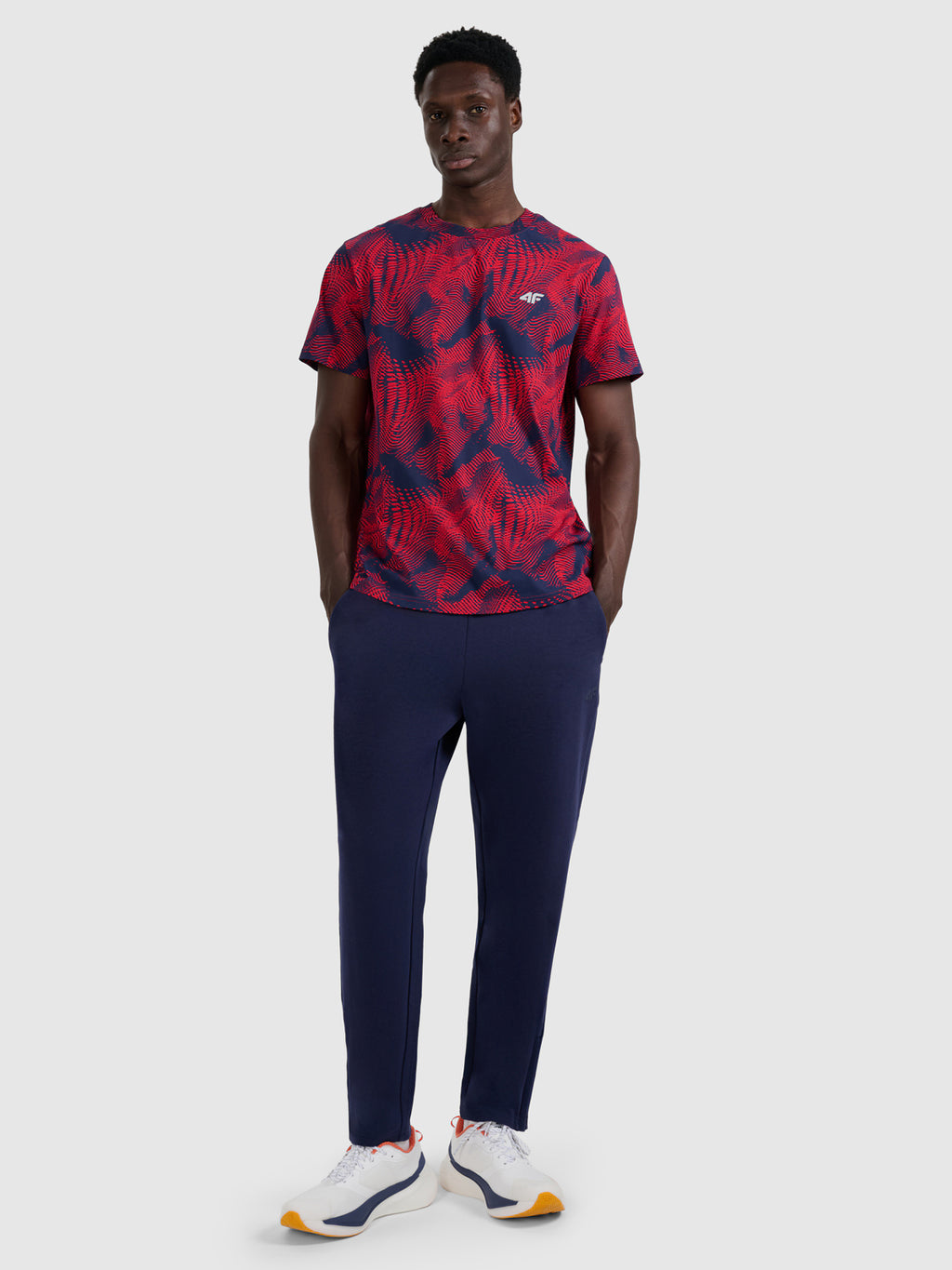 T-shirt regular z nadrukiem męski