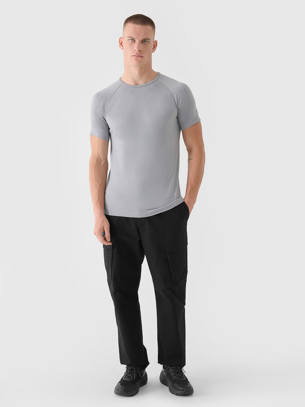 T-shirt bezszwowy regular męski 4F x Robert Lewandowski