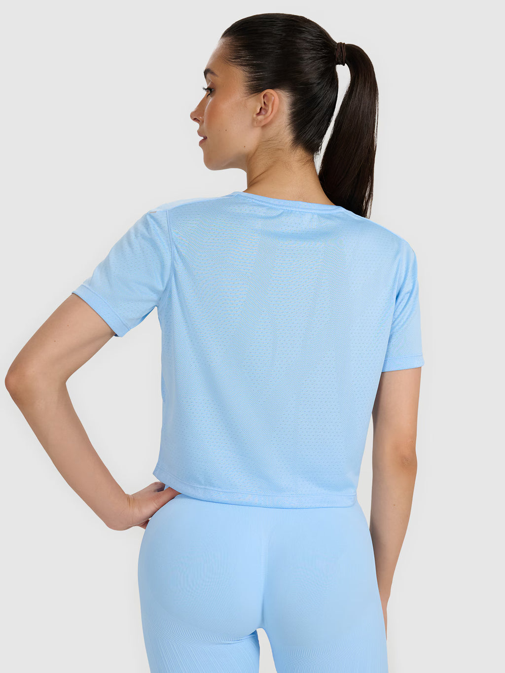 Koszulka treningowa crop-top szybkoschnąca damska
