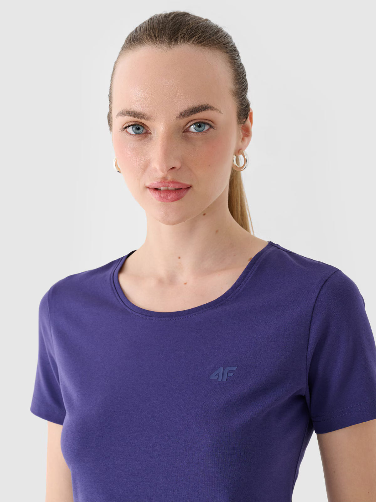 T-shirt slim gładki damski
