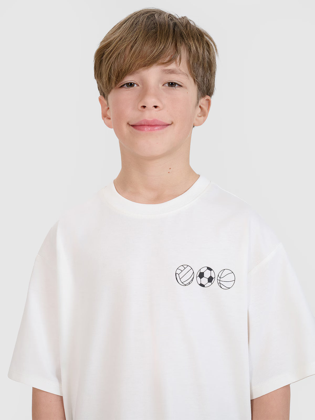 T-shirt oversize z nadrukiem chłopięcy