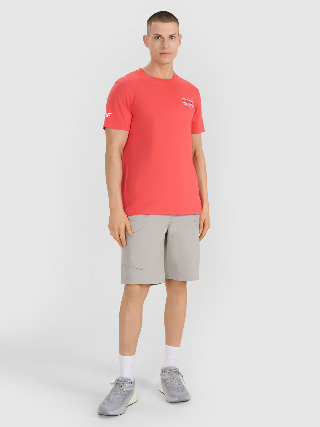 T-shirt regular z nadrukiem męski