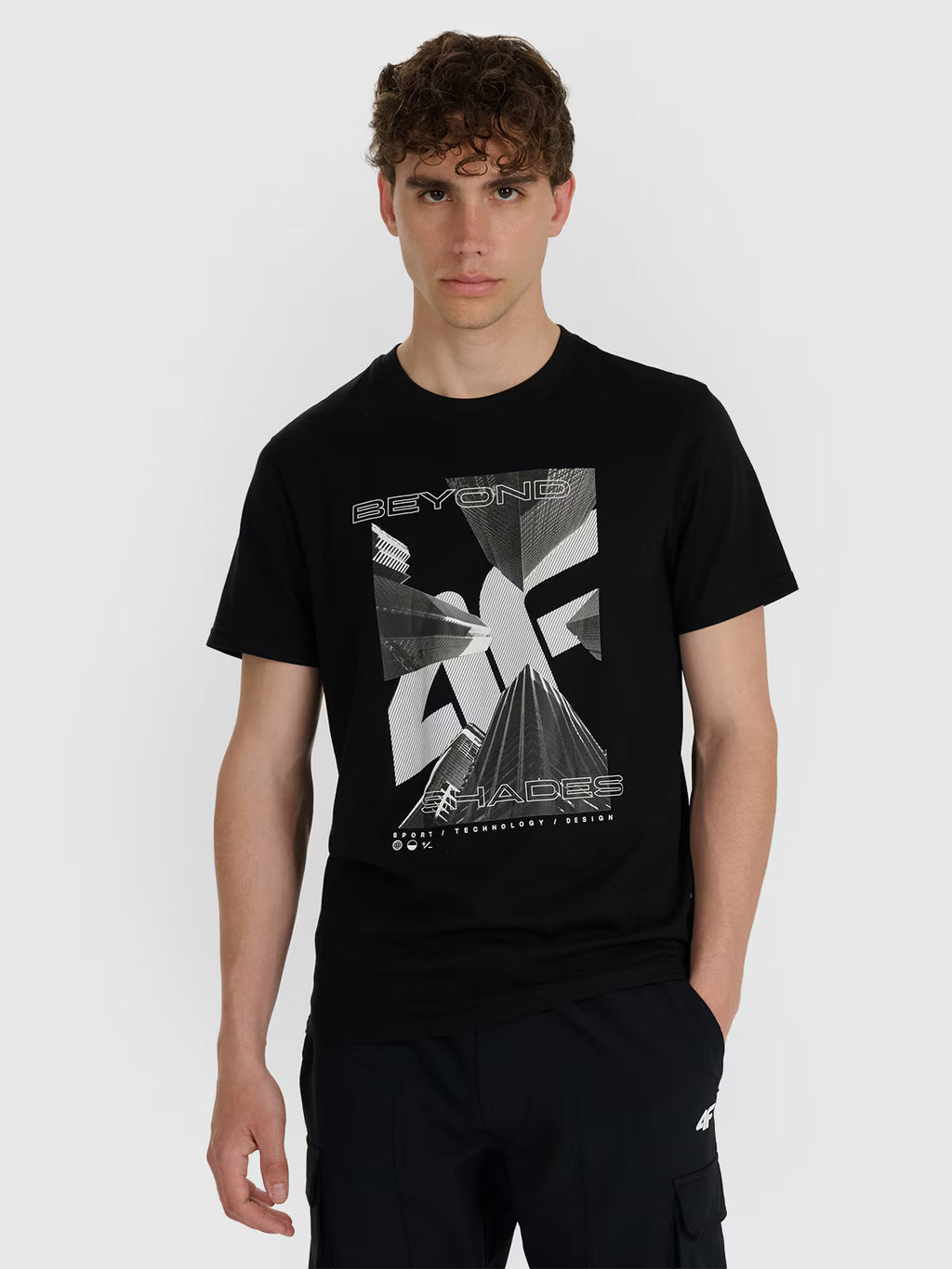 T-shirt regular z nadrukiem męski