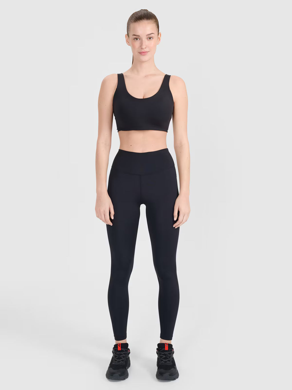 Legginsy treningowe damskie