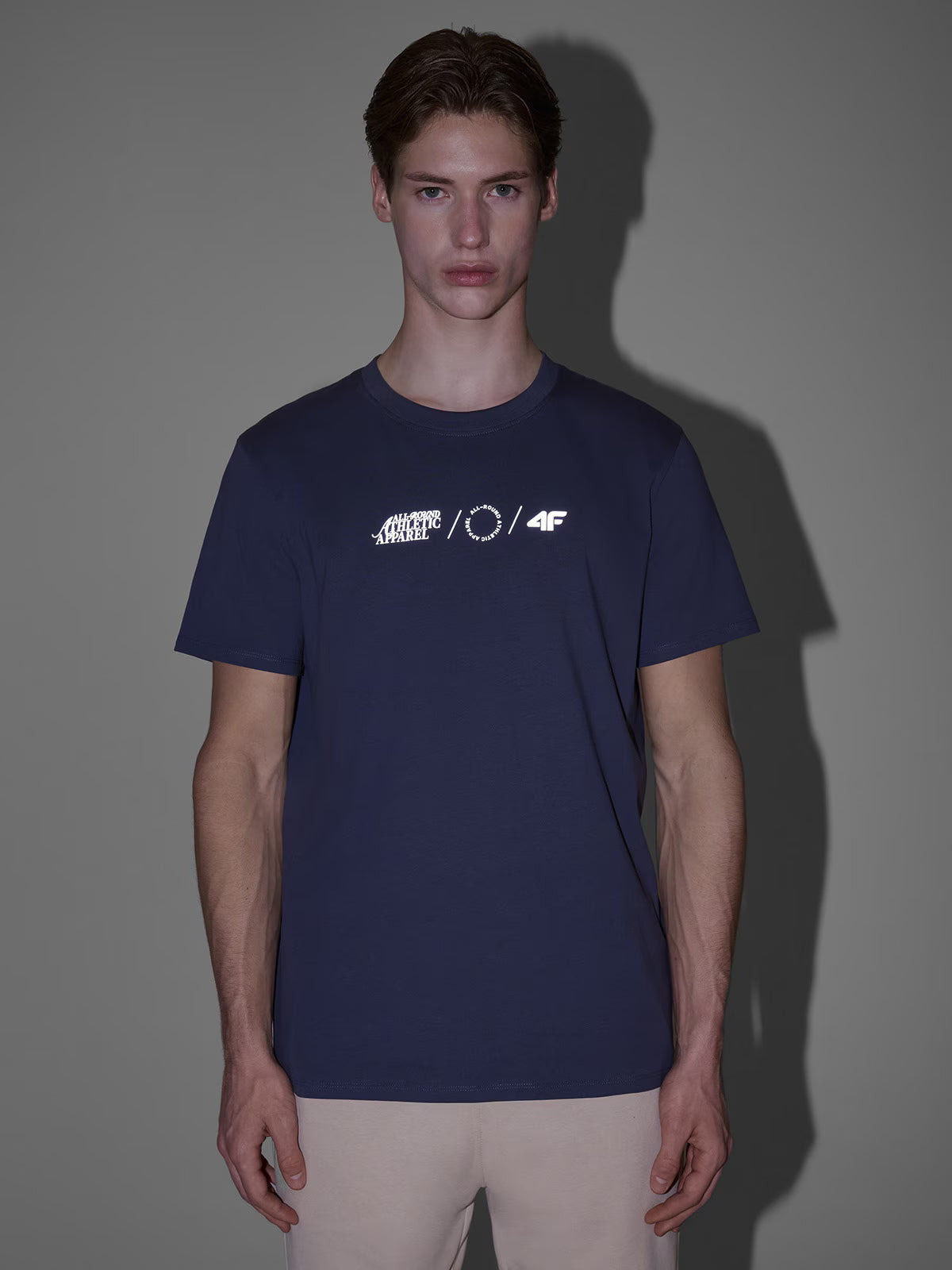 T-shirt regular z nadrukiem męski