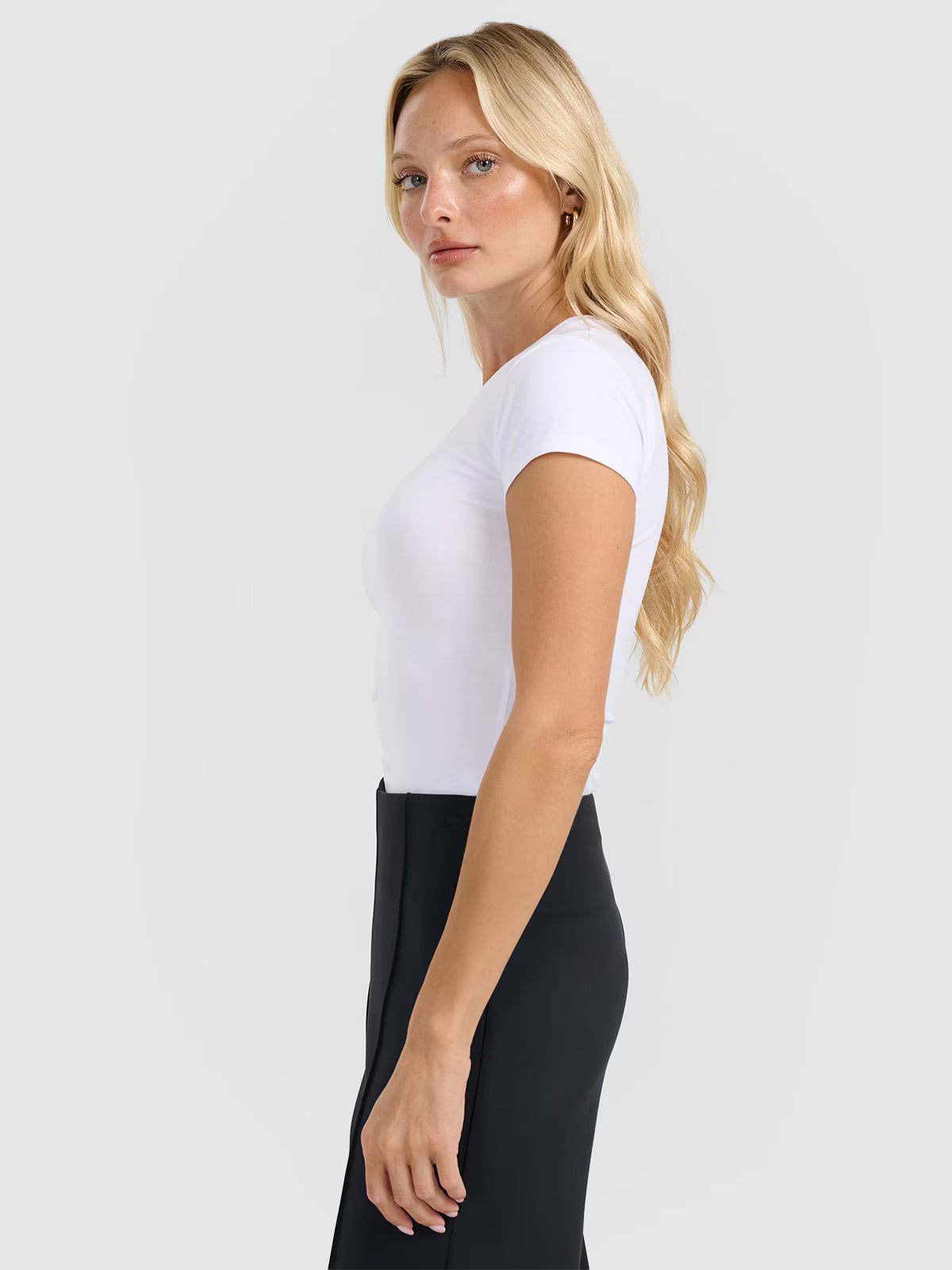 T-shirt slim gładki damski