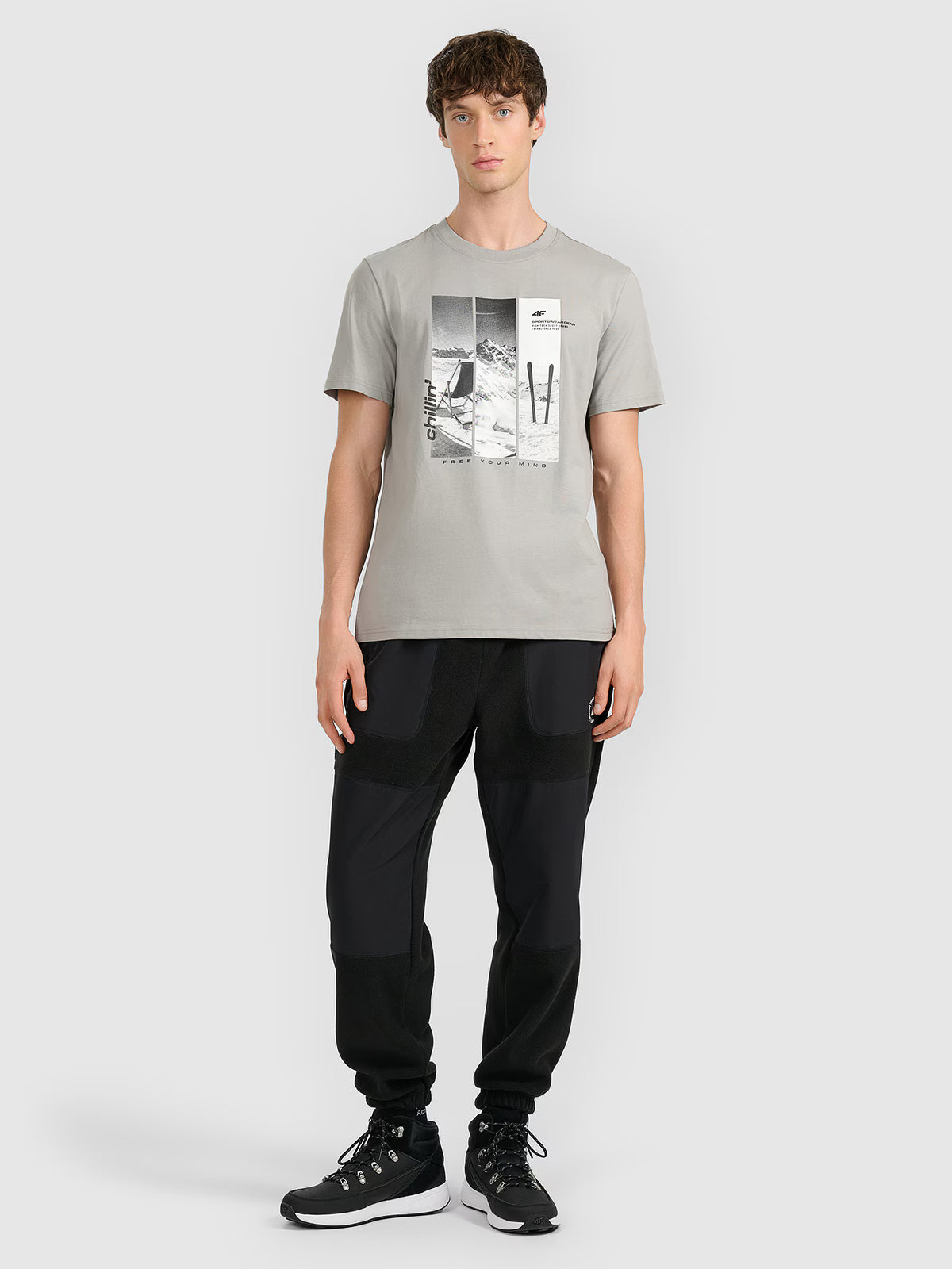 T-shirt regular z nadrukiem męski
