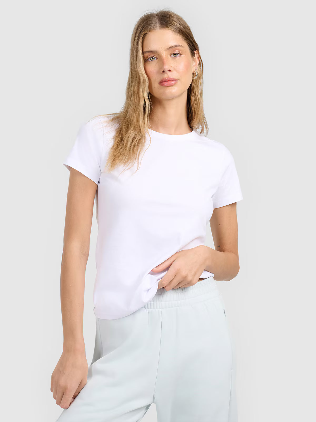 T-shirt slim gładki damski