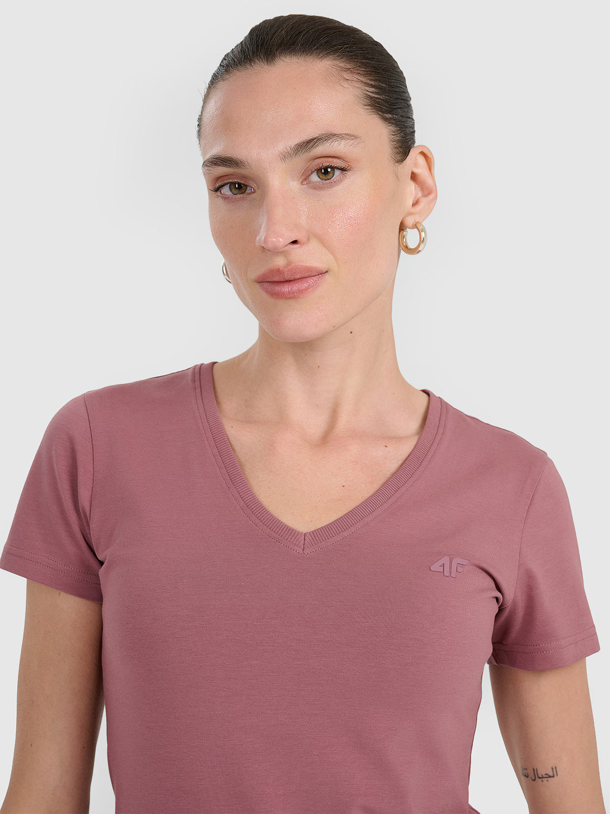 T-shirt slim gładki damski