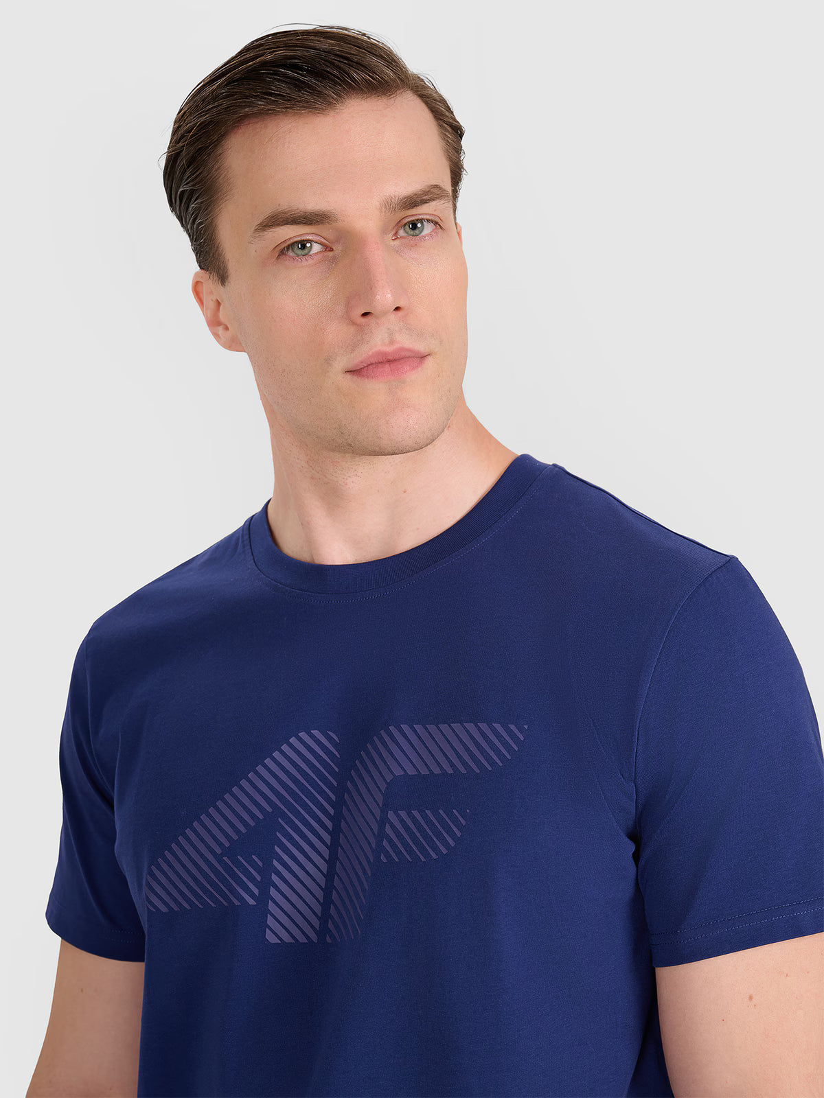 T-shirt regular z nadrukiem męski