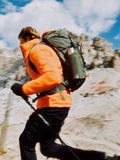 Kurtka puchowa trekkingowa z wypełnieniem syntetycznym męska