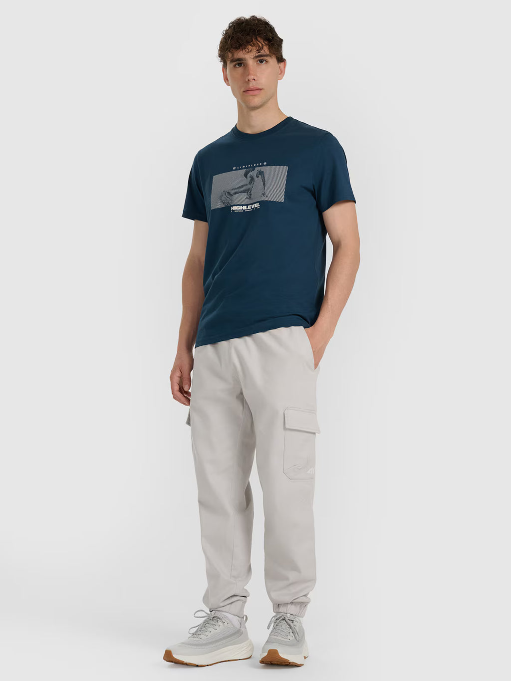 T-shirt regular z nadrukiem męski