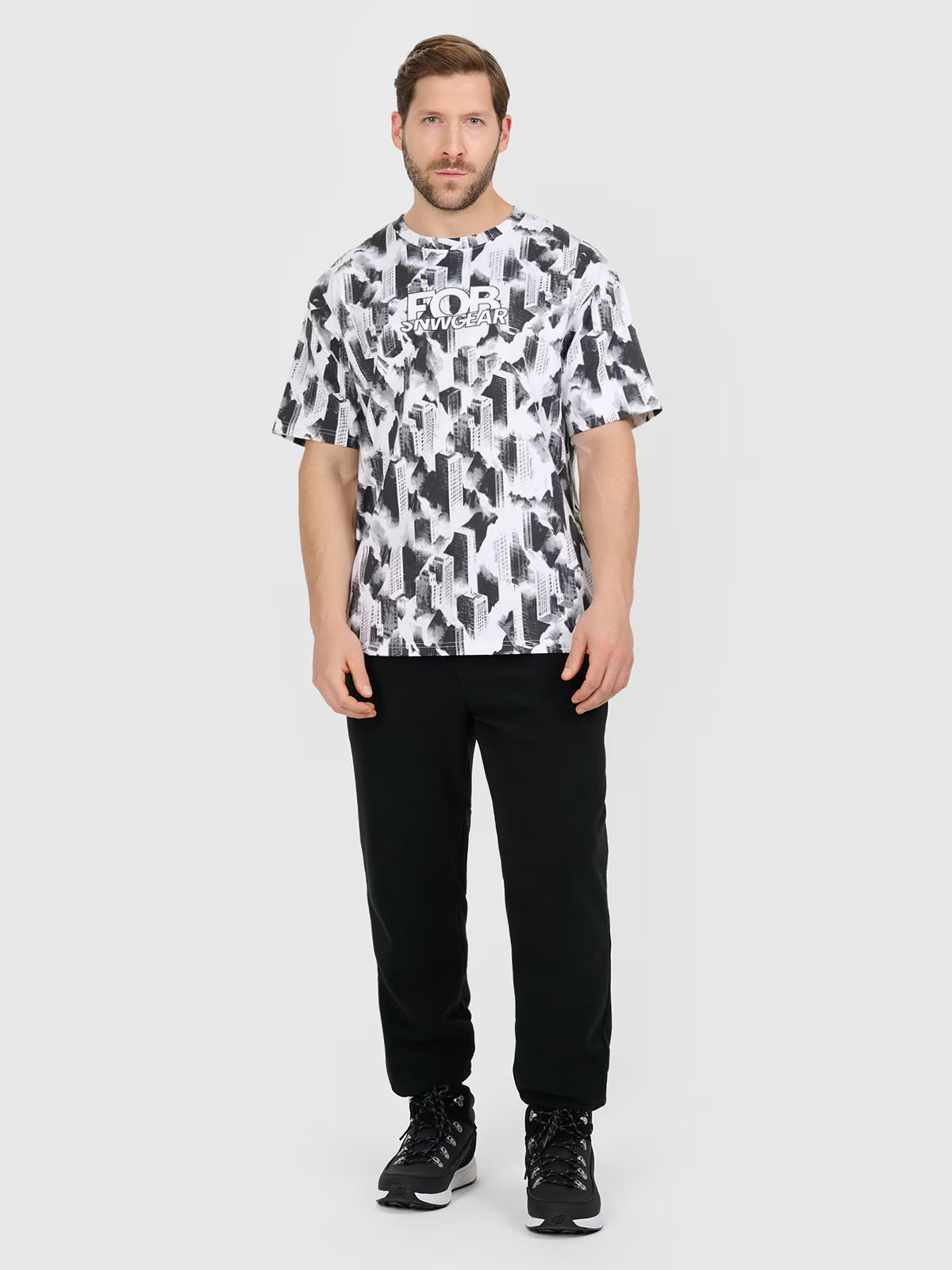 T-shirt oversize z nadrukiem męski